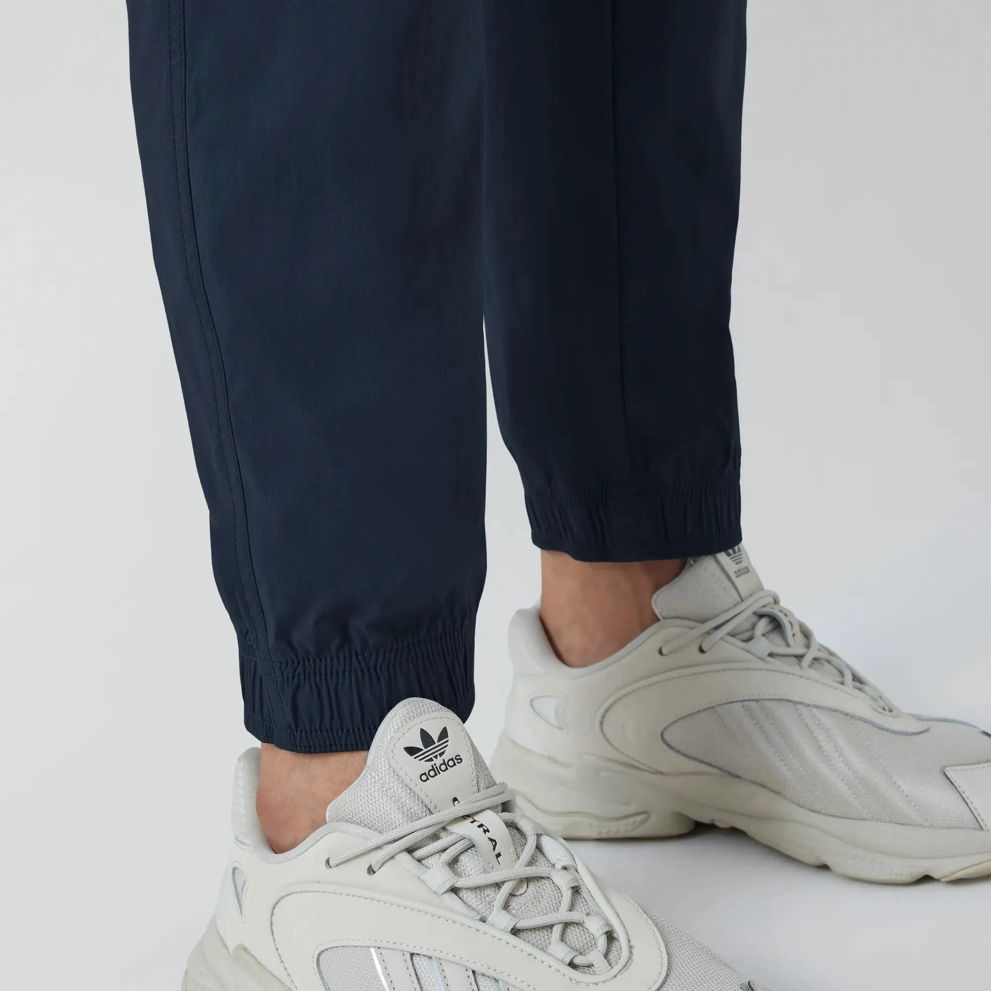 Cross_Sell Moveo Cargo Joggers Midnight Blue