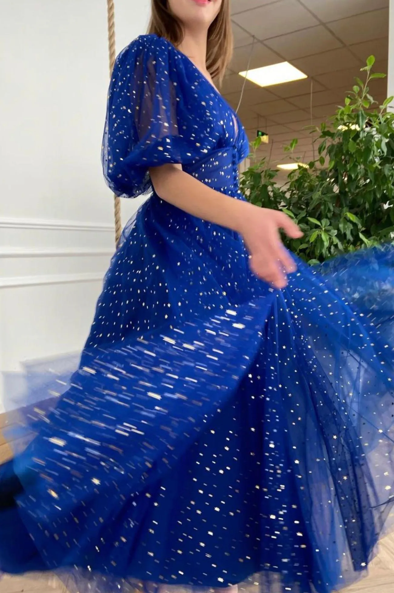 Cute V-Neck Tulle Short Prom Dress, Lovely Puff Sleeve Homecoming Dress
