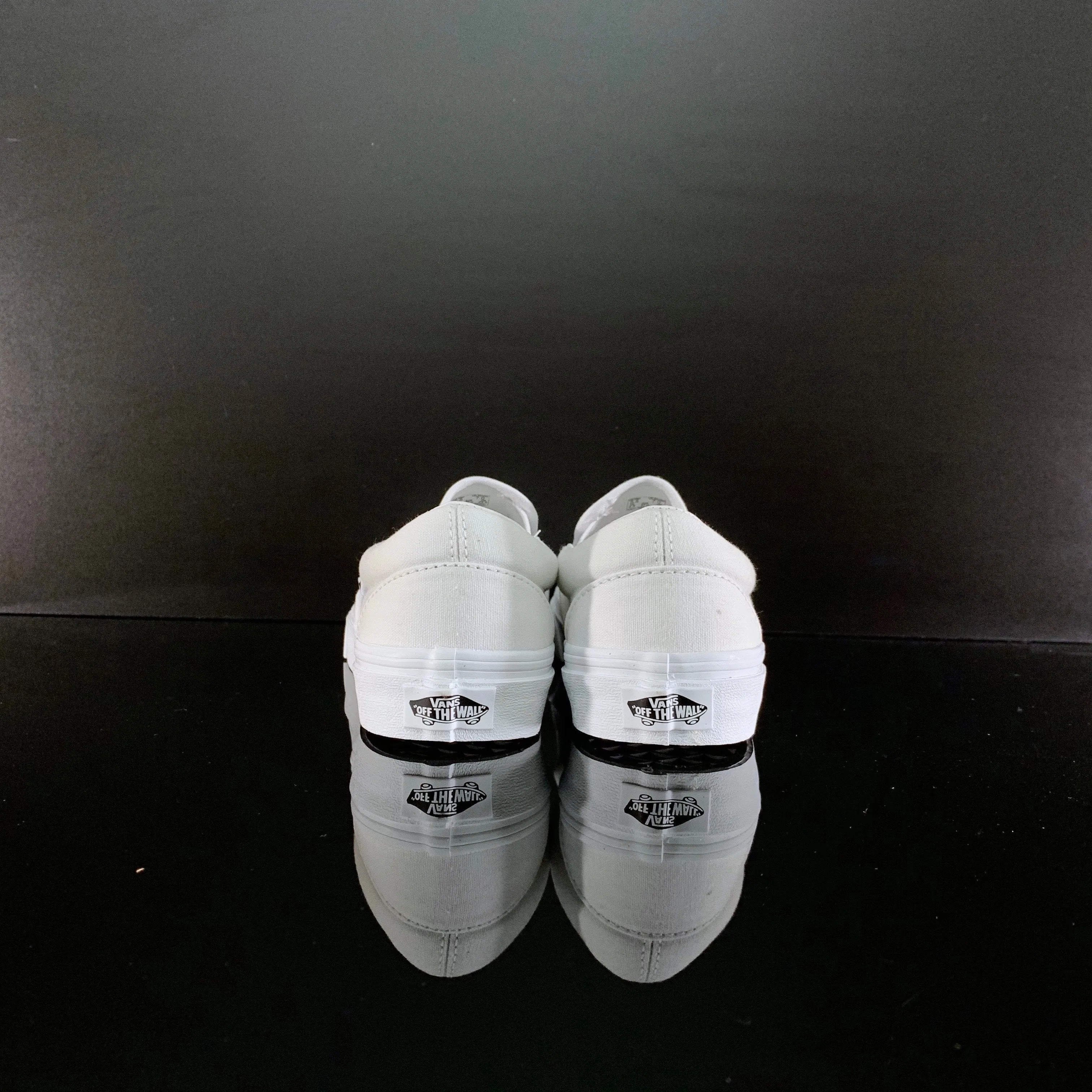 VANS : Unisex Classic Slip-On, Blanc